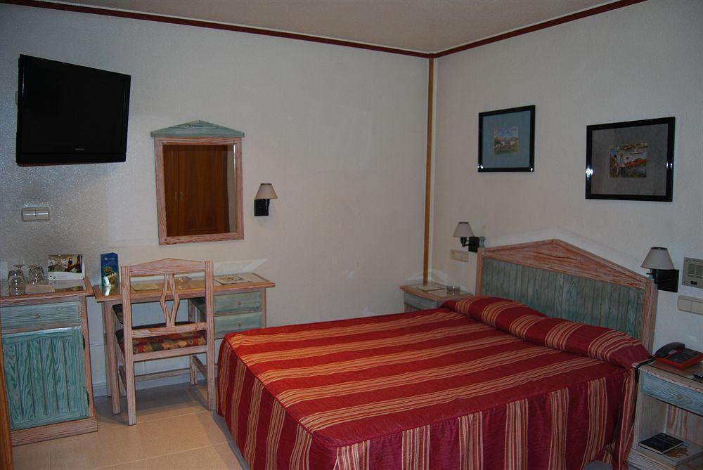 Nuevo Hotel Vista Alegre Valdepeñas Exteriör bild